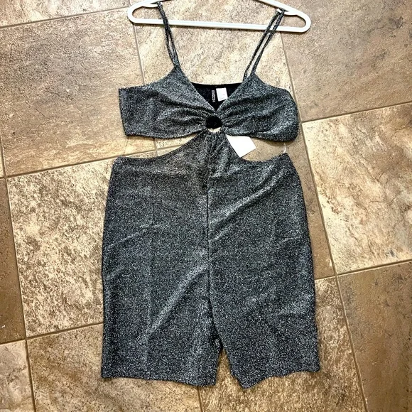 H&M Romper - Picture 1 of 2